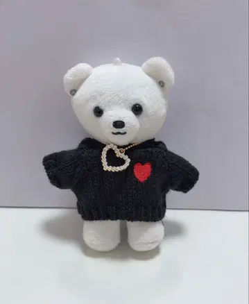 비퍼스트 봉제 인형 스웨터 하트 목걸이 블랙 곰 곰용