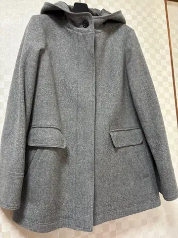 그레이 후드 부착 울 코트