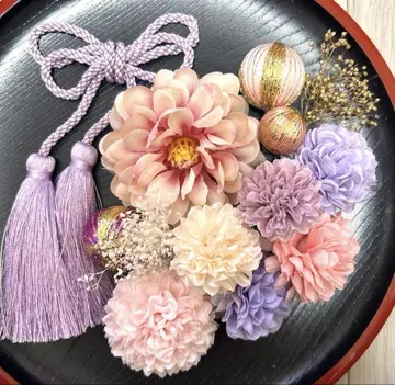 성인식 일본 의류 후리소데 시치고산 머리 장식