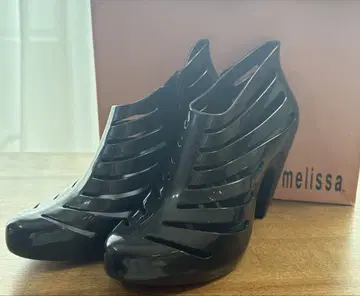 멜리사 힐 샌들 24cm