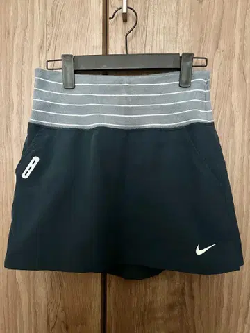 Nike 여성용 골프 스커트 네이비