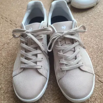 le coq sportif 베이지 스니커즈