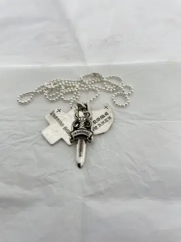 쓰리 케츠 디자인 목걸이