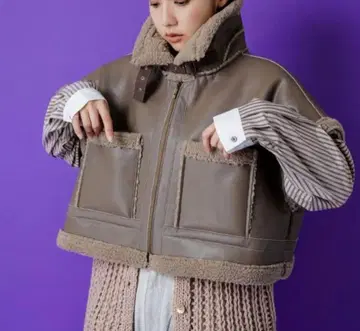 CYAN tokyo 무스탕 숏 자켓