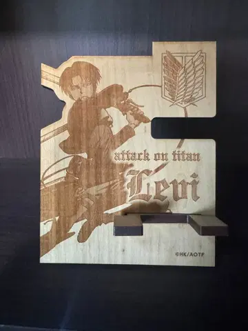 진격의 거인 리바이 스마트폰 스탠드