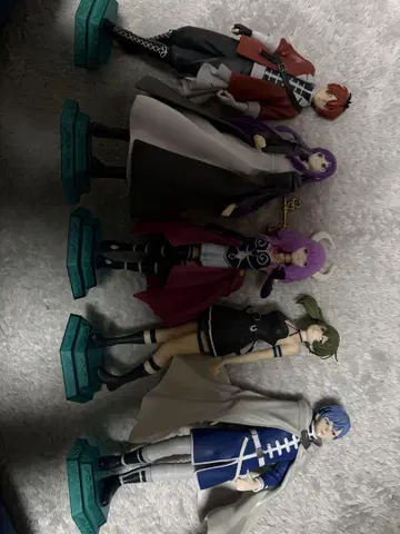 장송의 프리렌 피규어 5체 세트