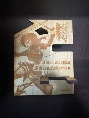 진격의 거인 미카사 스마트폰 스탠드