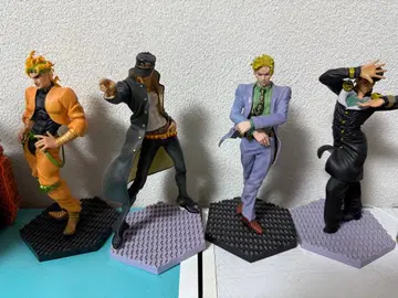 죠죠의 기묘한 모험 피규어 종합 세트