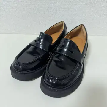 유니클로 네이비 컨 터치 로퍼 24cm