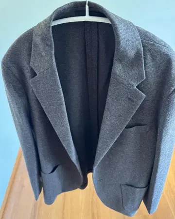 UNIQLO 브라운 거의 새상품 울 혼방 자켓 M 유니클로