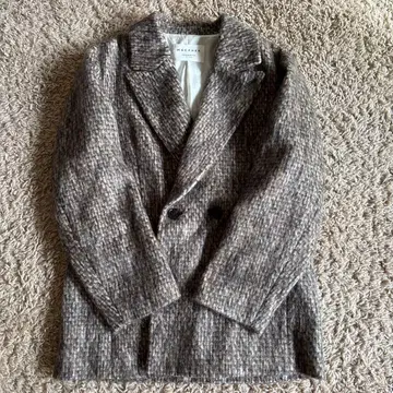 새상품급 투모로우랜드 모헤어 믹스 샤기 더블 브레스트 자켓 34