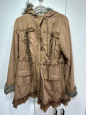 axes femme 엑시즈팜 모즈 코트