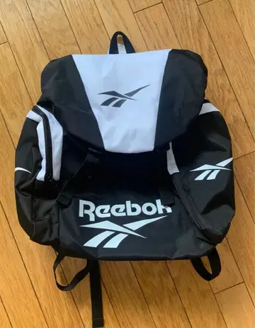 리복. 백팩. 새상품. 새상품급.