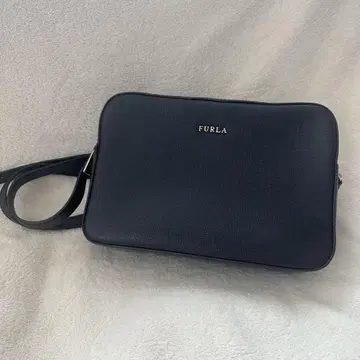 FURLA 더블 지퍼 숄더백
