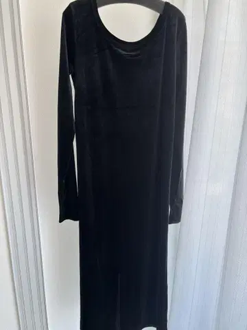 고급 긴팔 벨벳 원피스 블랙 롱 기장 롱 슬리브