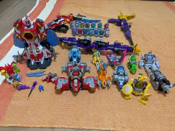 큐렌쟈 슈퍼전대 히어로 완구 로봇 세트