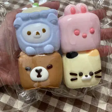 kikisquishy 리락쿠마 토끼 카피바라 고양이 스퀴즈