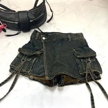 EMODA 에모다 카고 랩 숏팬츠 S 사이즈