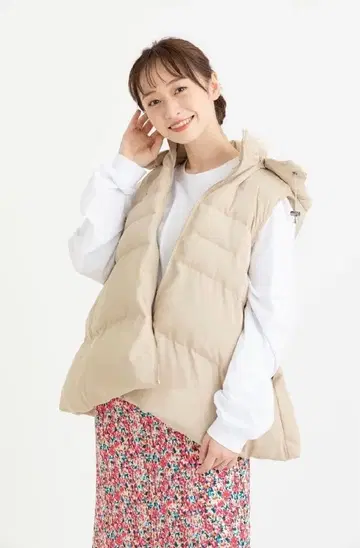 미사용 새상품 mite A라인 다운 베스트