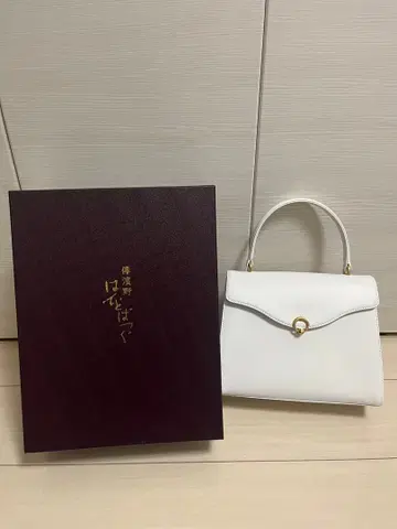 화이트 핸드백 박스 포함