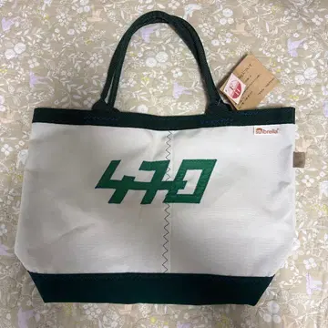 Factory Hatchman 토트백