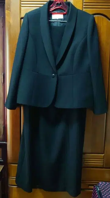 [ 새상품급 ] 블랙 원피스 수트 SOIR PERLE 예복 19호 셋업