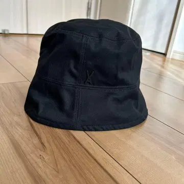 VARZAR 블랙 버킷햇