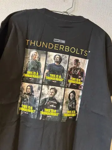 썬더볼츠 티셔츠 L 사이즈