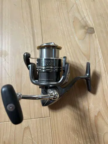 TWIN POWER 4000S 스피닝 릴