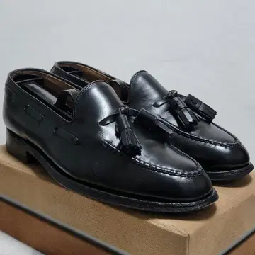 리걸 태슬 로퍼