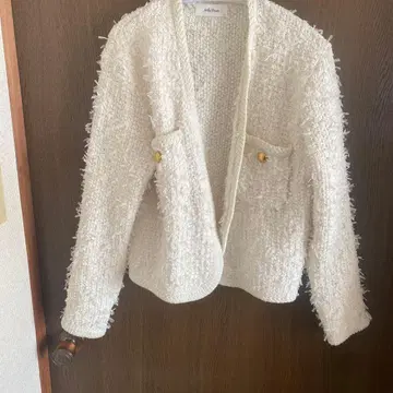 Mila Owen 화이트 노카라 자켓