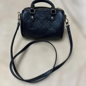 새상품급 중고 블랙 숄더백