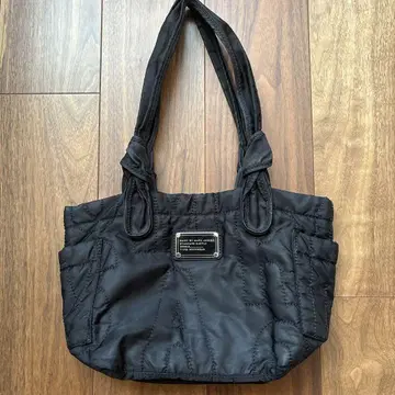 MARC BY MARC JACOBS 블랙 토트백