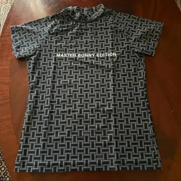 MASTER BUNNY EDITION 숏 슬리브 셔츠