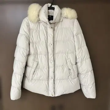 퍼 달린 후드 라이트 그레이 다운 자켓