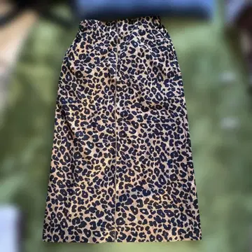 Edit 레오파드 무늬 타이트 롱 스커트