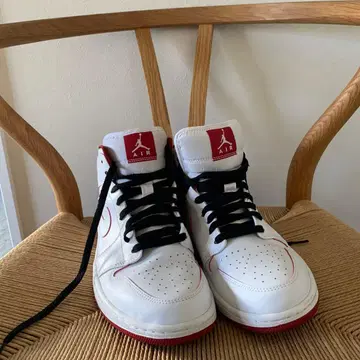 Jordan 스니커즈 화이트/레드 11 US