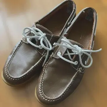 BEAUTY&YOUTH 데크 슈즈