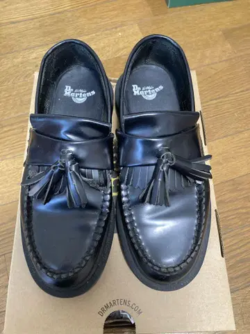 닥터마틴 로퍼 UK3