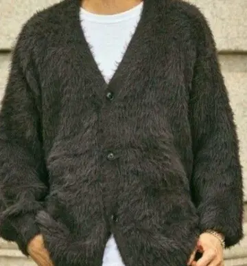 [ 새상품 무료배송 ] 루즈핏 페더 얀 가디건 S