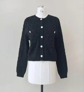 11/4까지 트위드 긴팔 라운드넥 비쥬 버튼 가디건