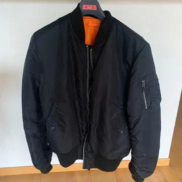 블랙 MA-1 플라이트 자켓