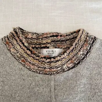 Y.U.R.I 백합 플리스 니트 L 사이즈