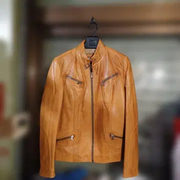 VENTIUNO/벤티우노 가죽 자켓