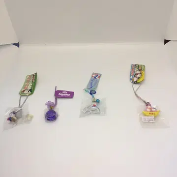 헬로키티 캐릭터 키링 4개 세트