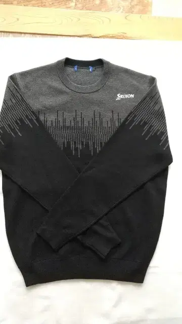 미사용 새상품 스릭슨 남성용 스웨터