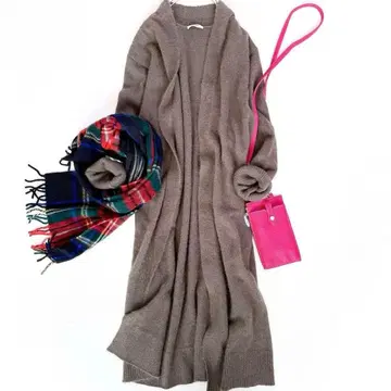 새상품급 HAUNT 라쿤 롱 니트 가디건 가운 헤어리