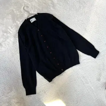 새상품급 [ 에카 ] ( F ) V넥 니트 가디건 블랙 일본제