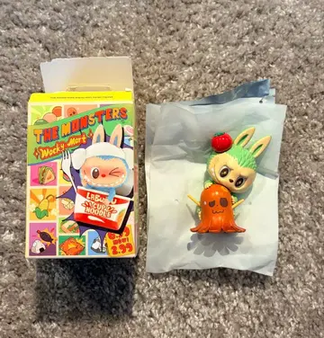 popmart 팝마트 라부부 labubu wacky mart