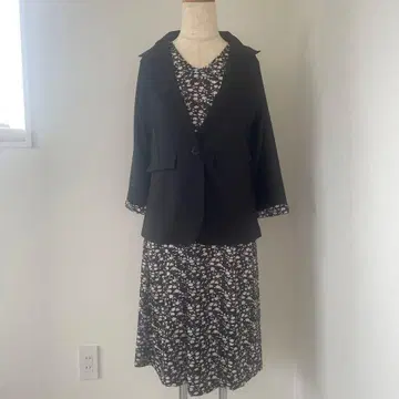 블랙 꽃무늬 원피스 수트 [ 미사용 새상품 ]